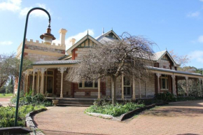 Cockburn House